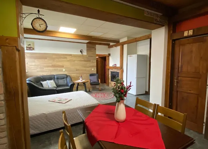 Javor Pod Tatrami Lägenhet *